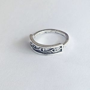 ANTIQUE LOOK  SILVER WAVE NEW SIZE 6 FASHION  SILVER RING